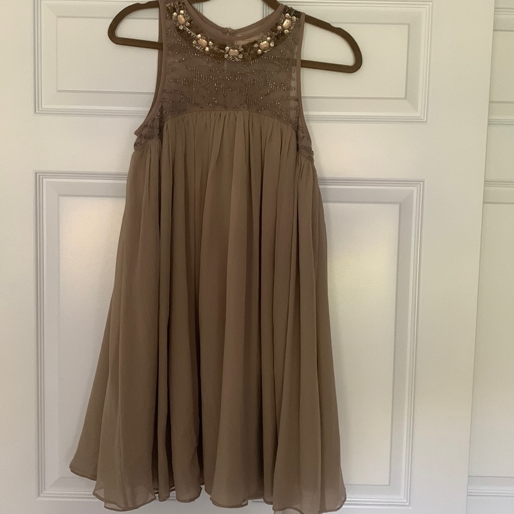 Moulinette Soeurs Tan dress